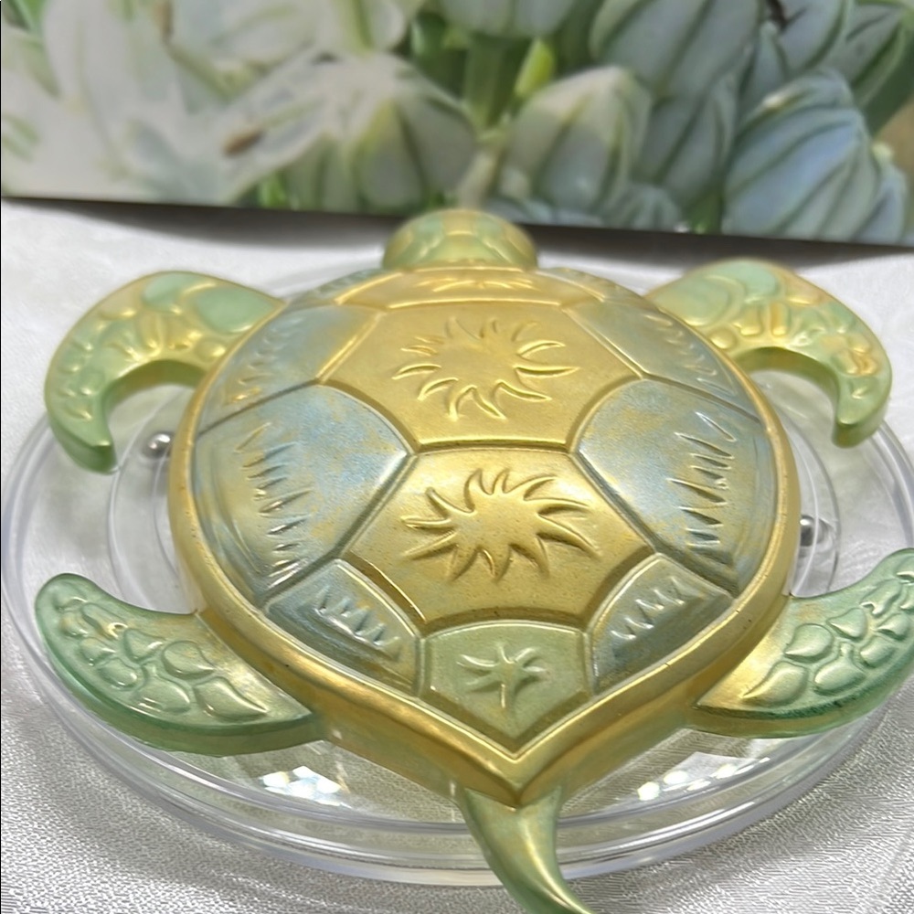 Unique Resin Turtle - Gold and Green - Picture 5 of 10
